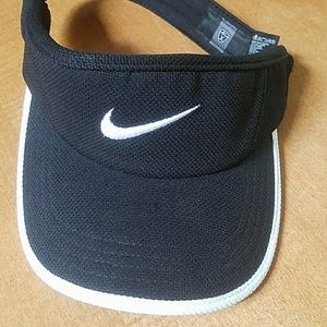 Nike visor